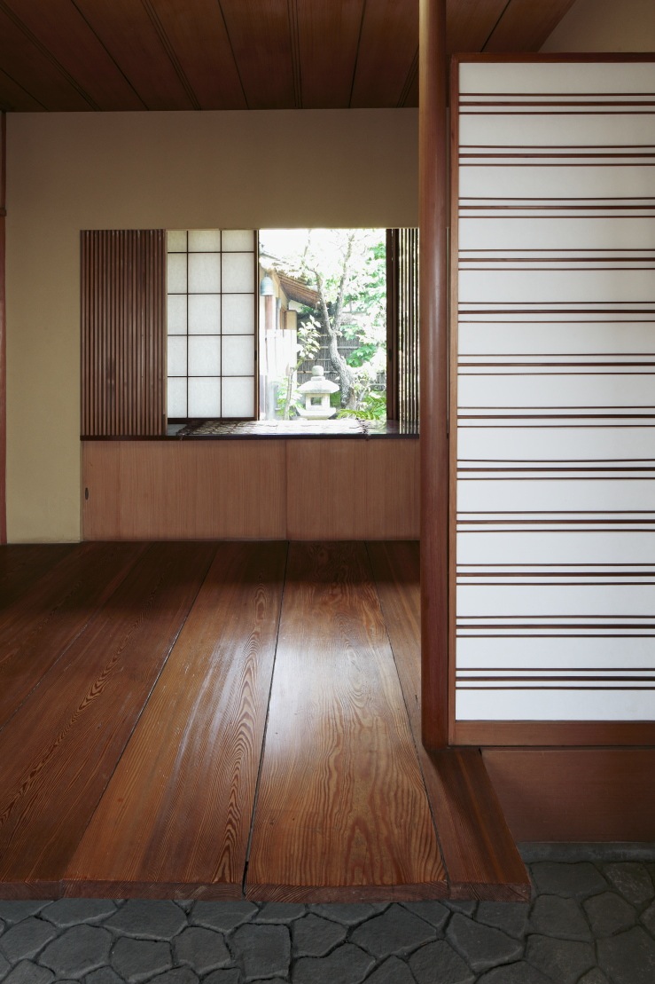 Entrance Hall   Entrance Hall